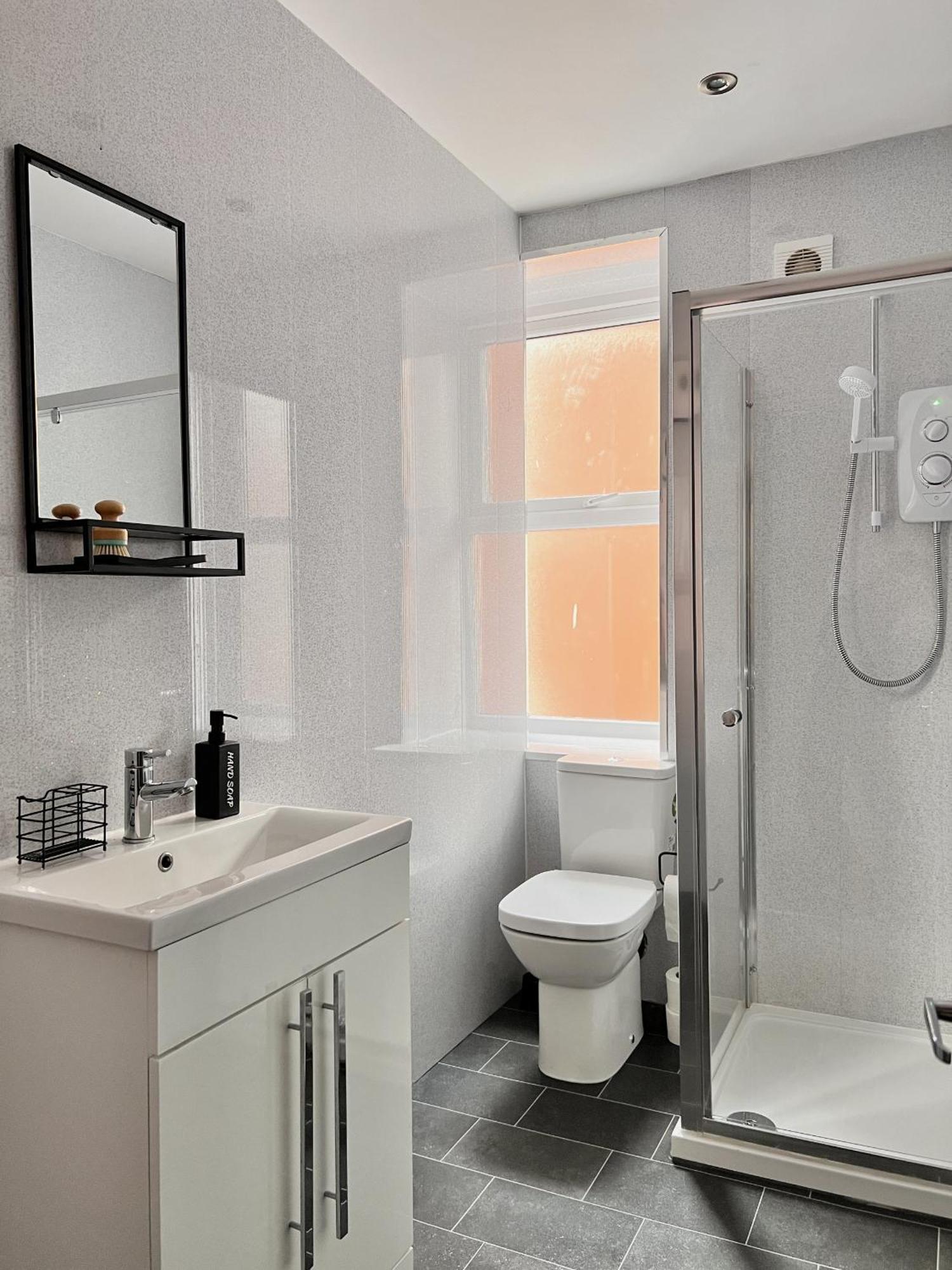 Spare Property Sasco Blackpool Esterno foto